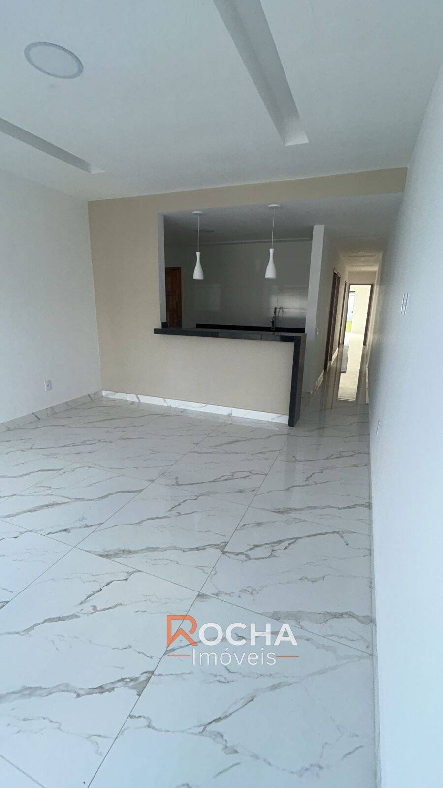 Casa à venda com 3 quartos, 100m² - Foto 3