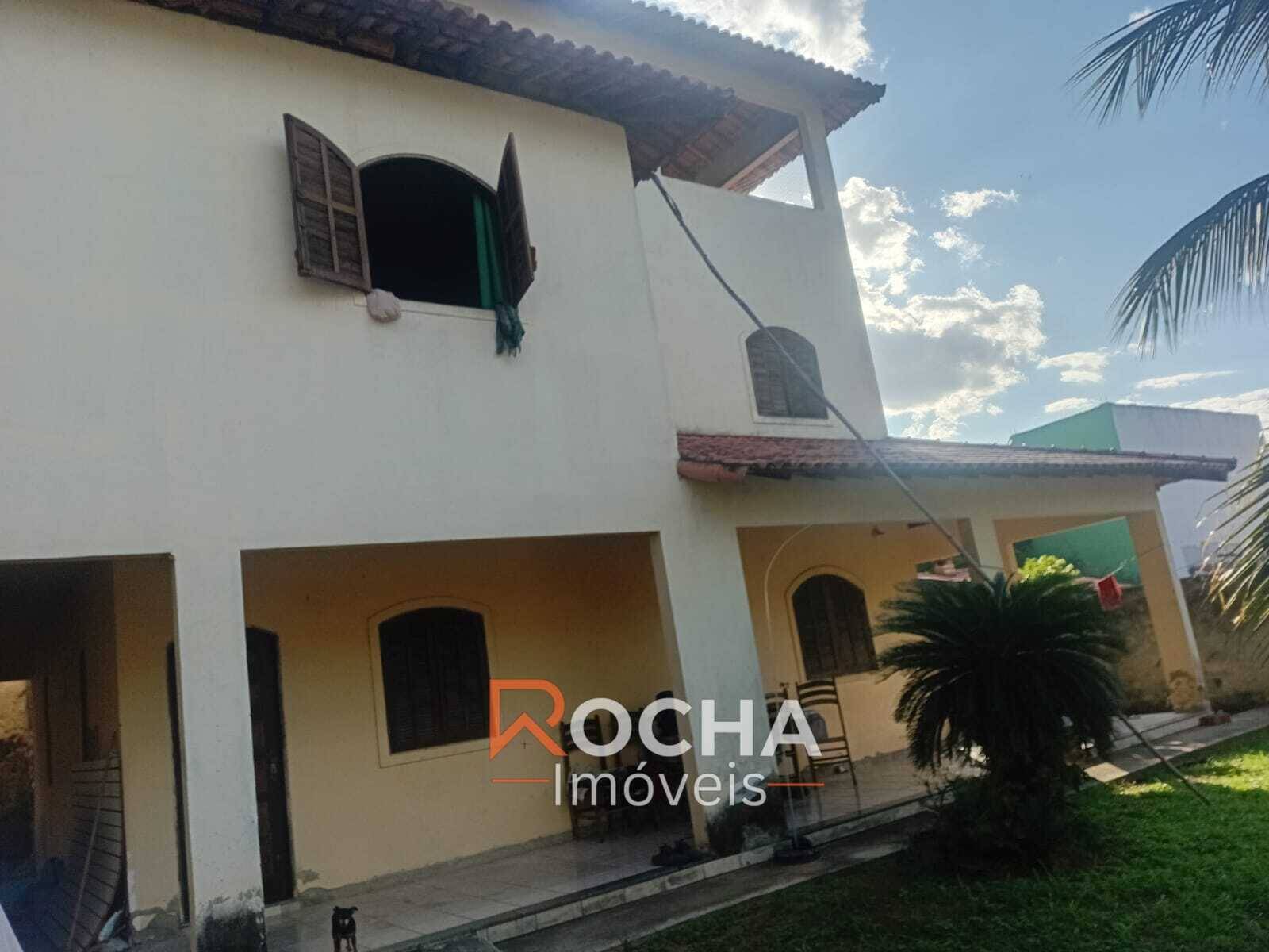 Casa, 4 quartos, 275 m² - Foto 1