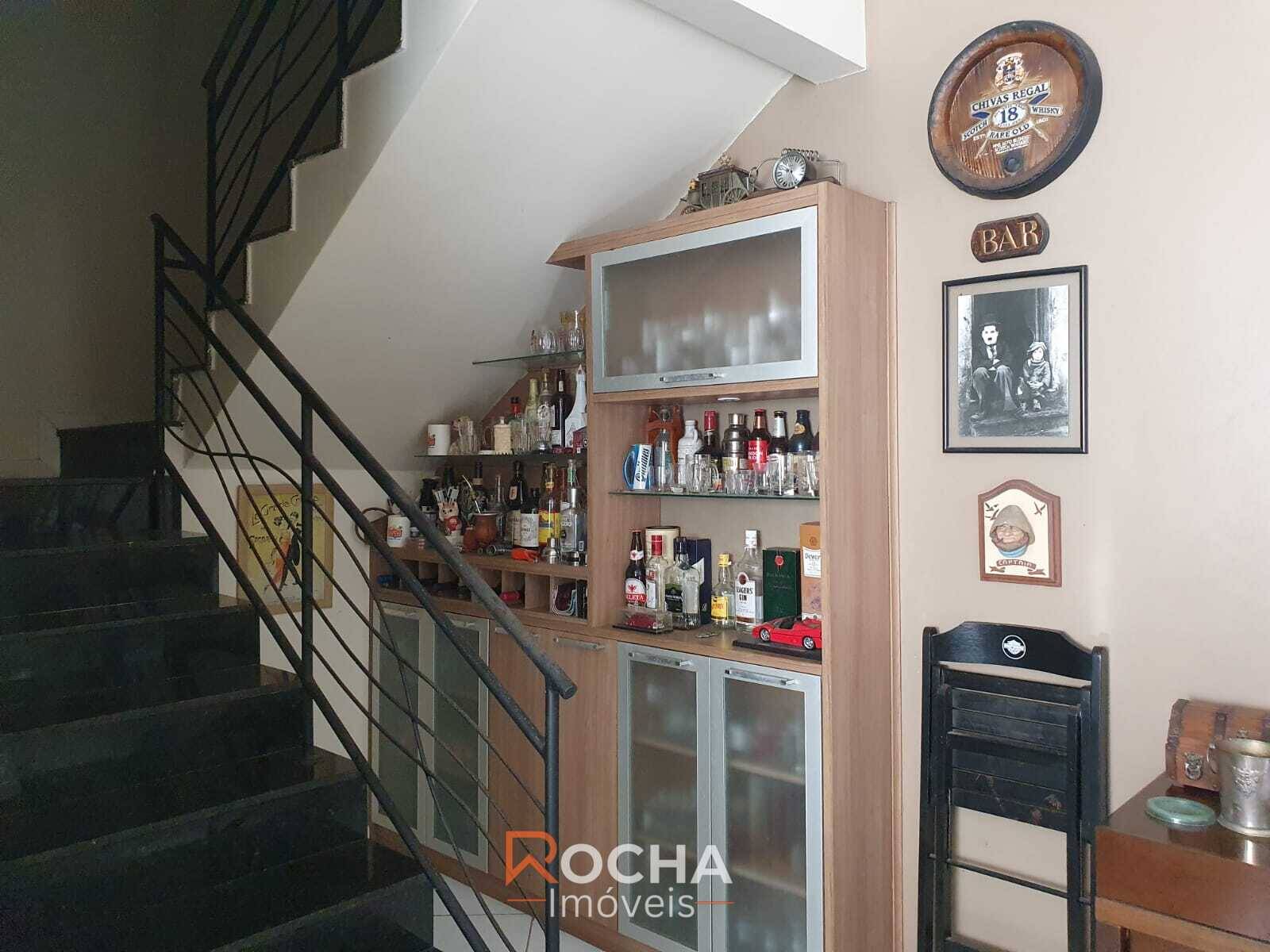 Casa, 4 quartos, 275 m² - Foto 13