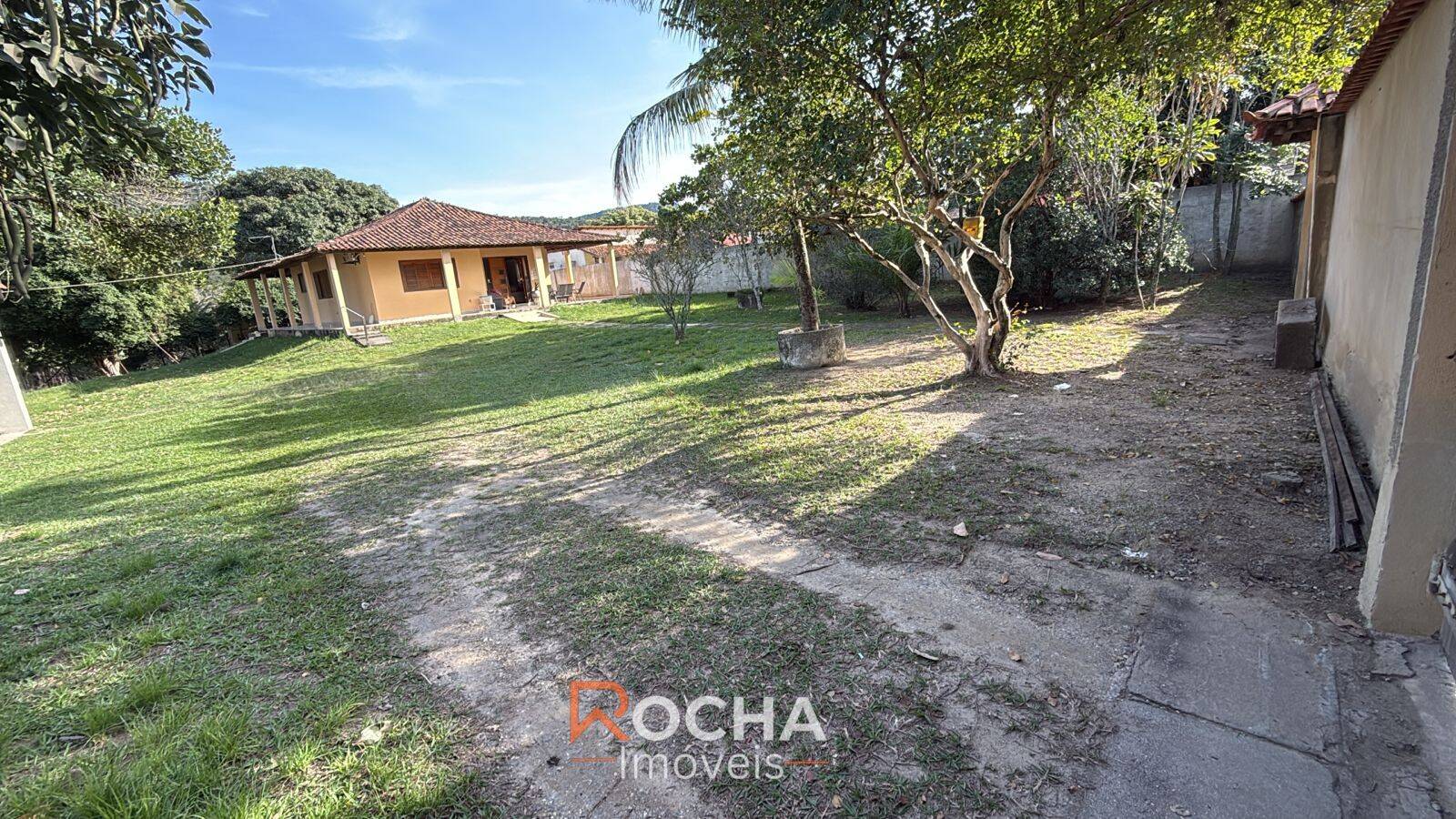 Casa, 4 quartos, 210 m² - Foto 2