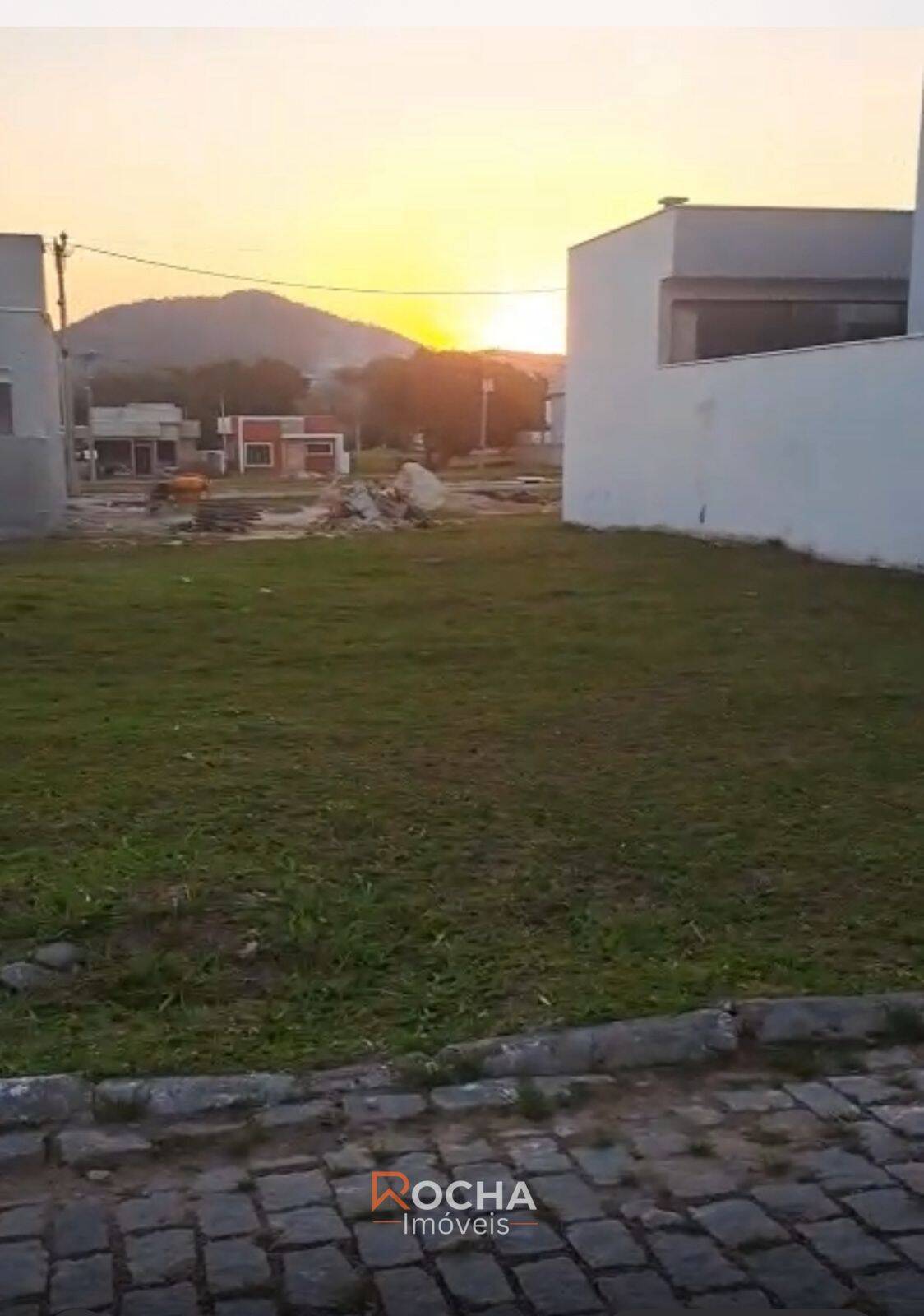 Terreno, 240 m² - Foto 1