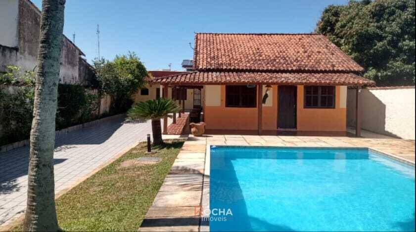 Casa, 5 quartos, 230 m² - Foto 2