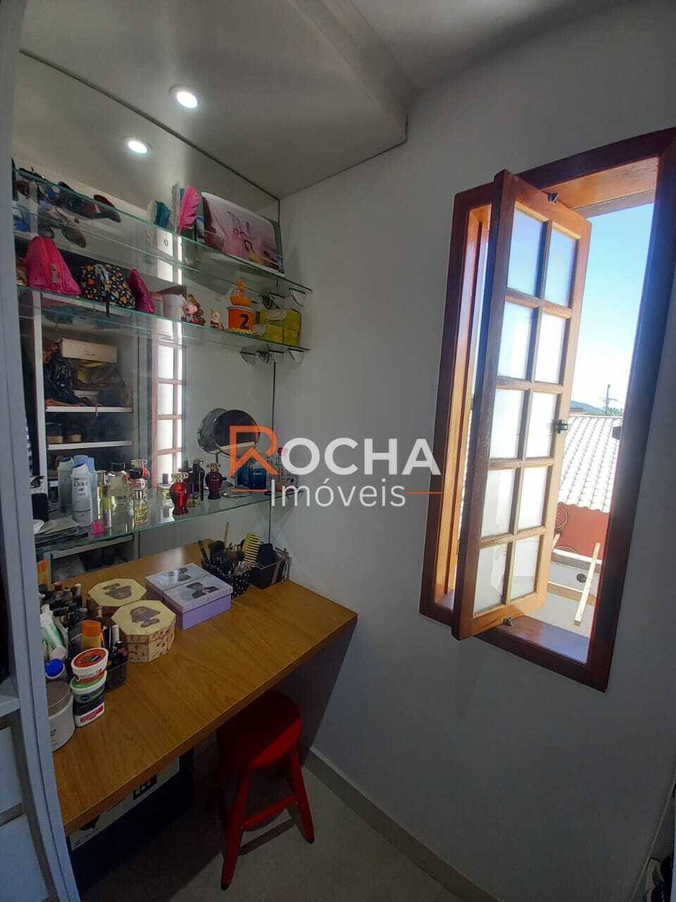 Casa, 3 quartos, 217 m² - Foto 25