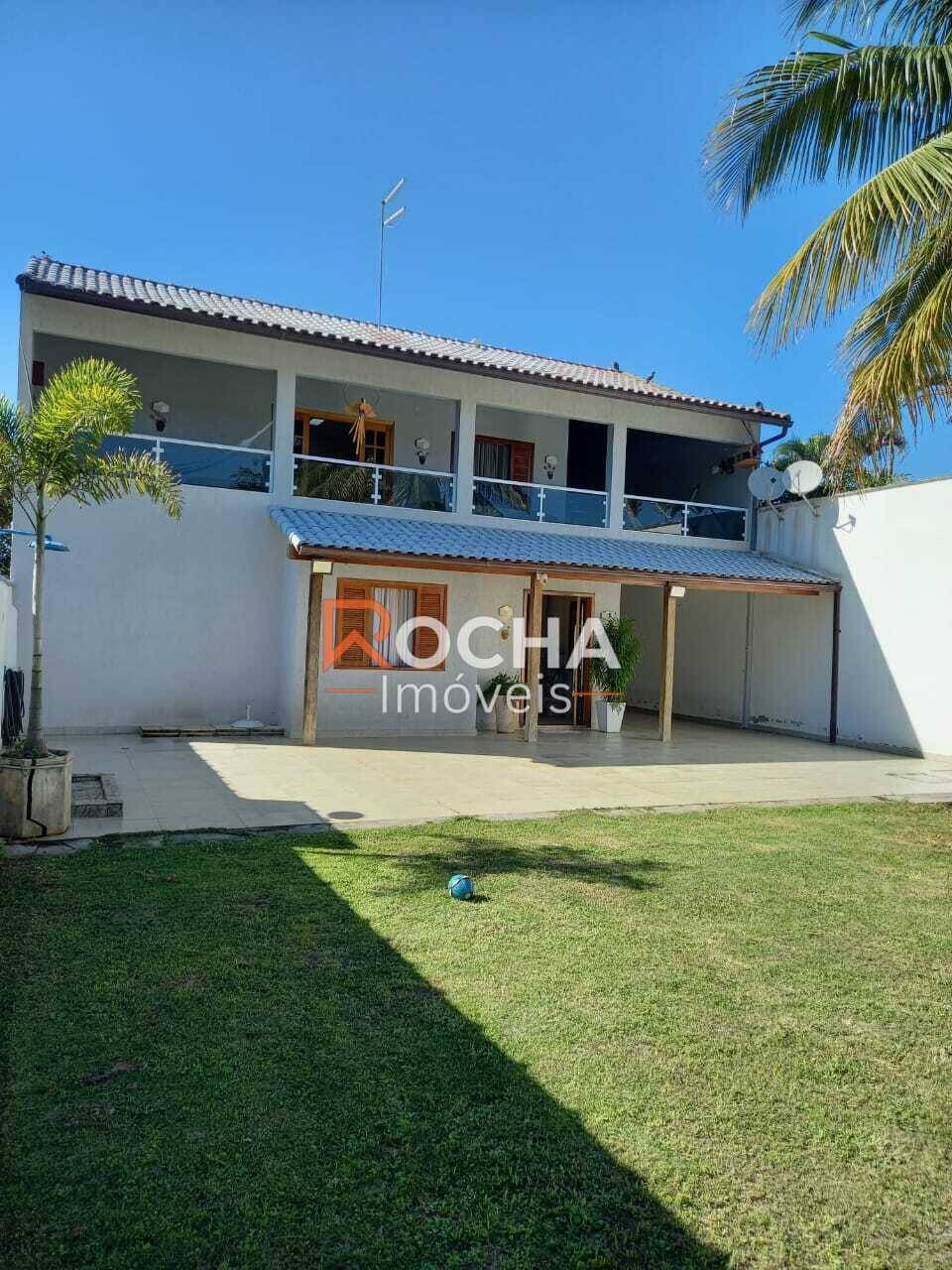 Casa, 3 quartos, 217 m² - Foto 2