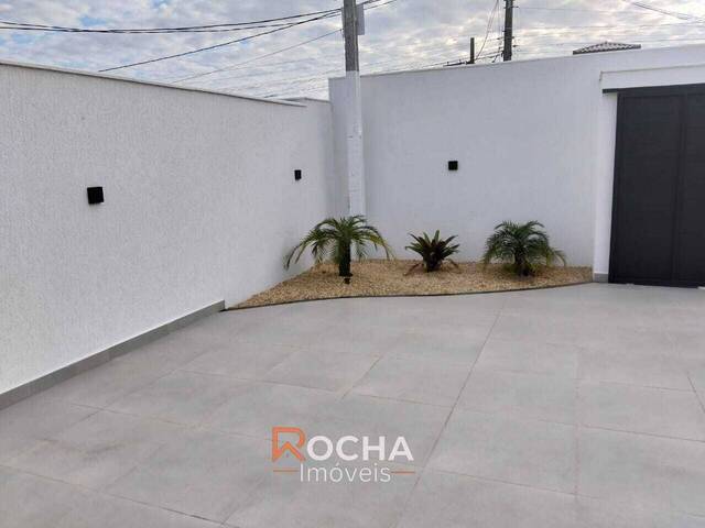 #CA-109 - Casa para Venda em Maricá - RJ - 1